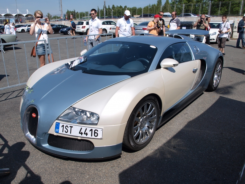 Bugatti Veyron 16.4