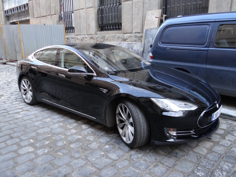 Tesla Model S