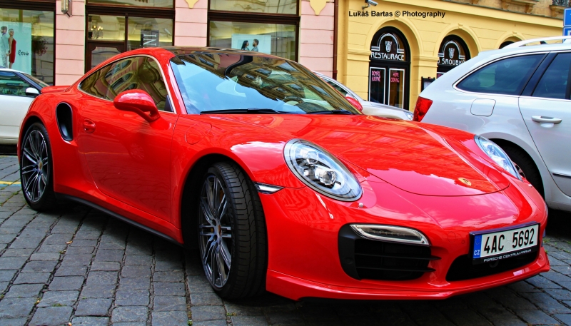 Porsche 911 Turbo S