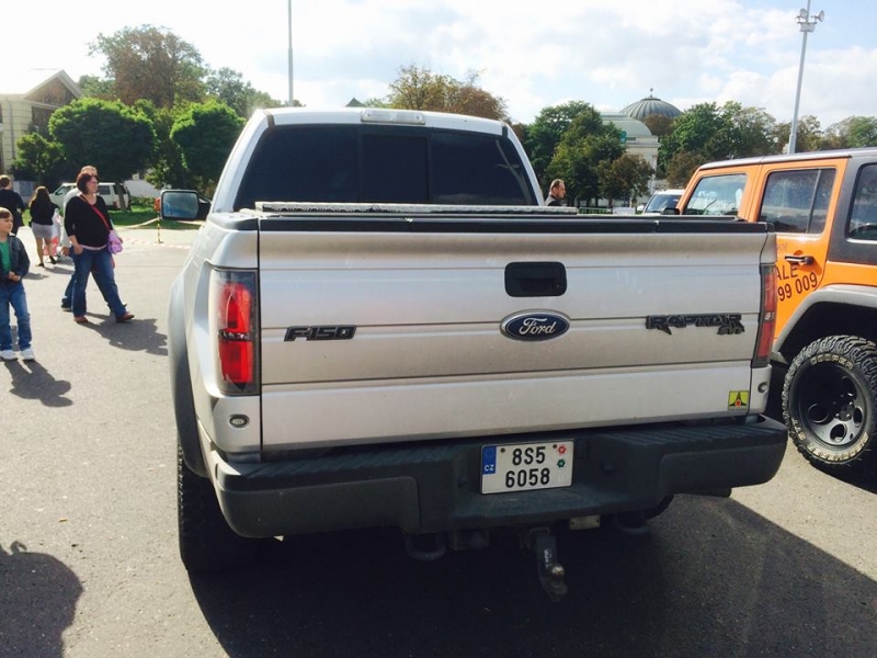 Ford F-150 Raptor 6.2L