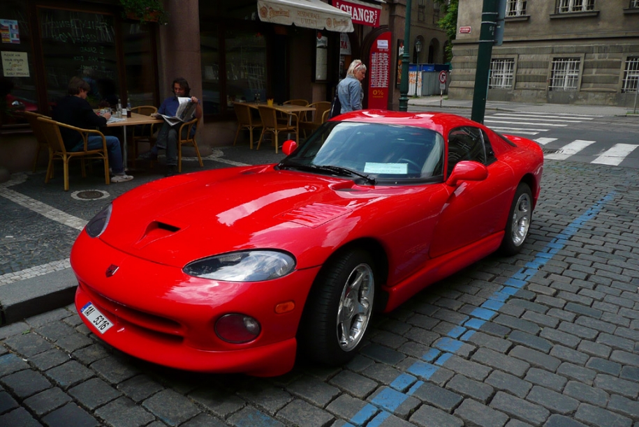 Viper GTS