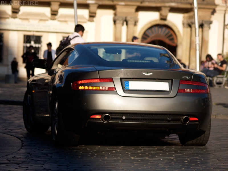 DB9 coupe