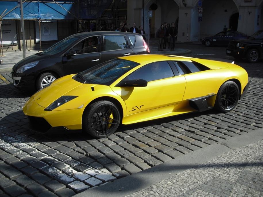 Lamborghini LP670-4 SV